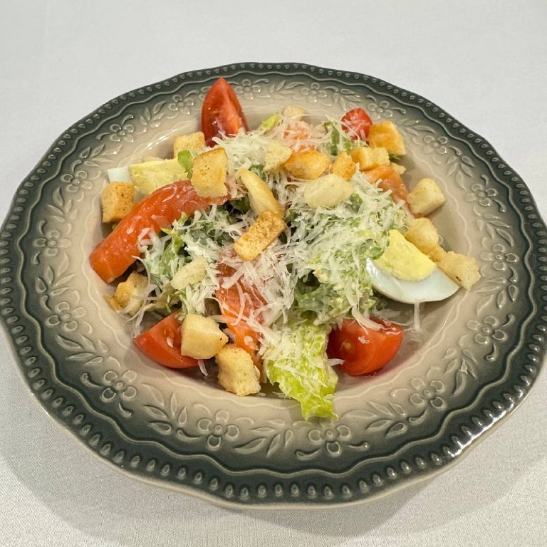 Д Цезарь с лососем